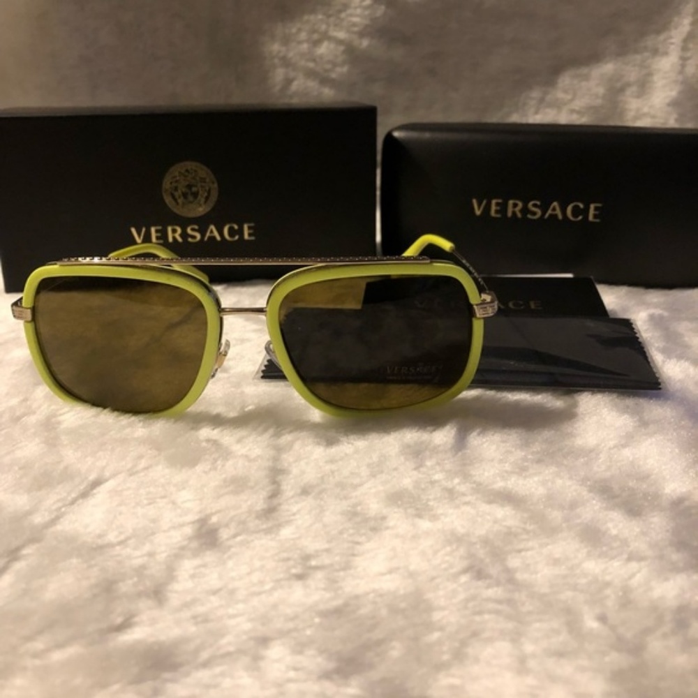 Versace Square pop chic sunglasses AUTHENTIC - Picture 3 of 6